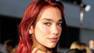Dua Lipa reprend "Highway to Hell" pour son lancement de tournée 