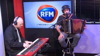 Claudio Capéo en live pour "Si j'avais su" et "Madame"