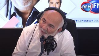 Découvrez l'interview de Gérard Jugnot au micro de Bernard Montiel 