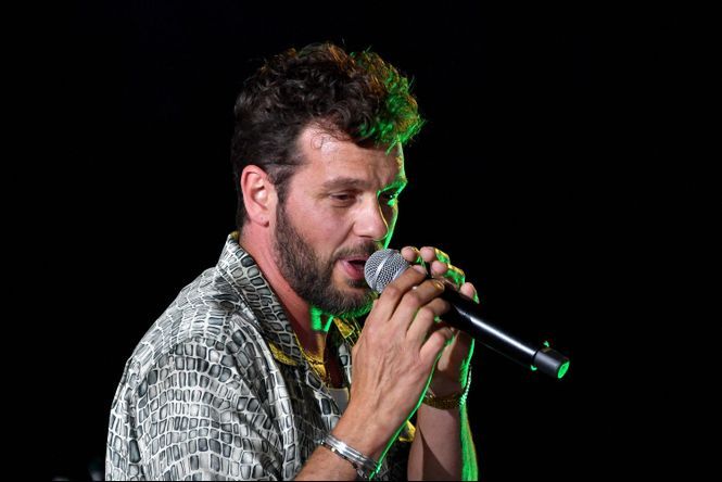 Photo by Lionel Urman
